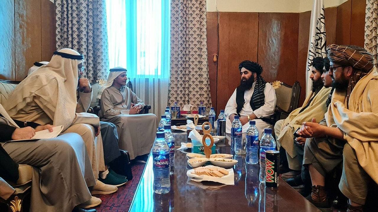 دیدار متقی با یک مقام بلندپایه امارات متحده عربی - خبرگزاری افغان ایرکا