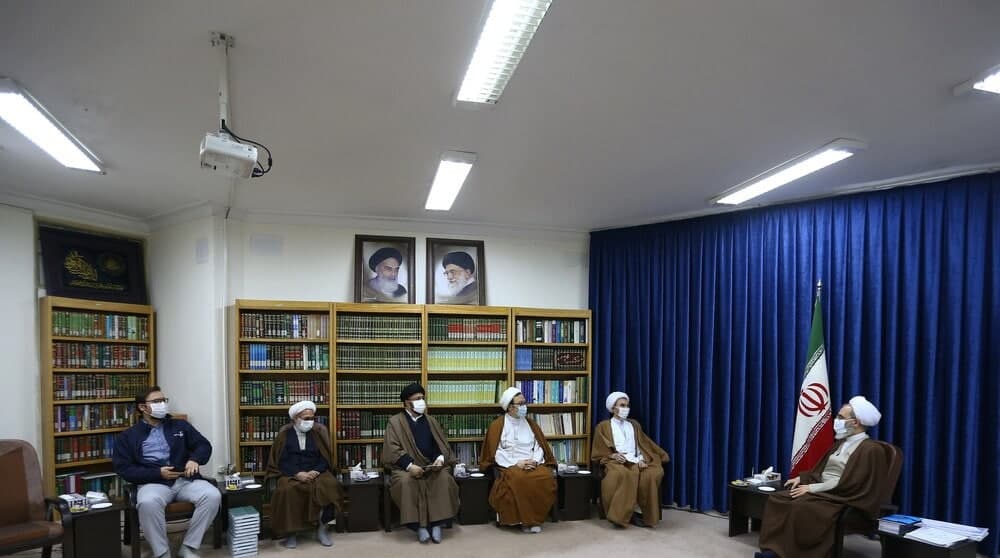 آیت الله اعرافی: حوزه علمیه قم نگران افغانستان است - تصویر دوم خبر