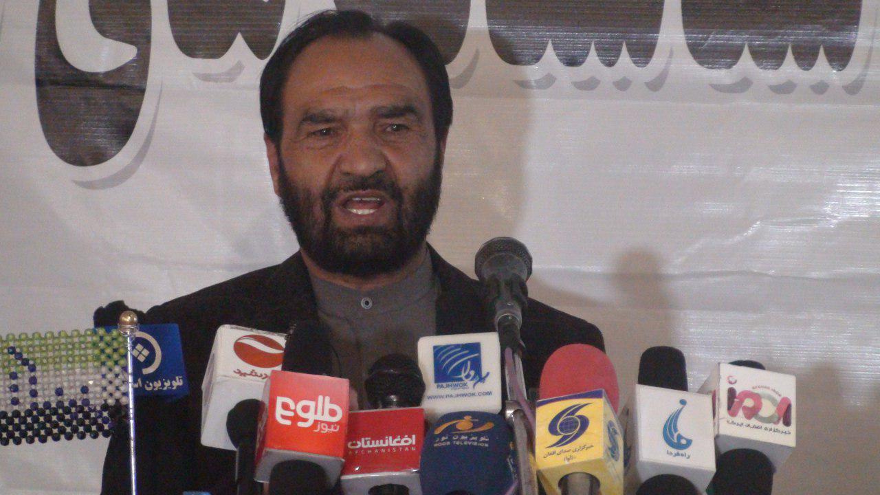 در همایش نهضت اسلامی مقاومت افغانستان مطرح شد: ارگ خلیلی را برای گرفتن شناسنامه فریب داده است - خبرگزاری افغان ایرکا