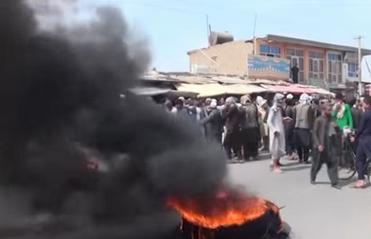  اعتراض باشنده ‎گان قندوز در پیوند به کشته شدن غیرنظامیان توسط نیروهای امنیتی - خبرگزاری افغان ایرکا