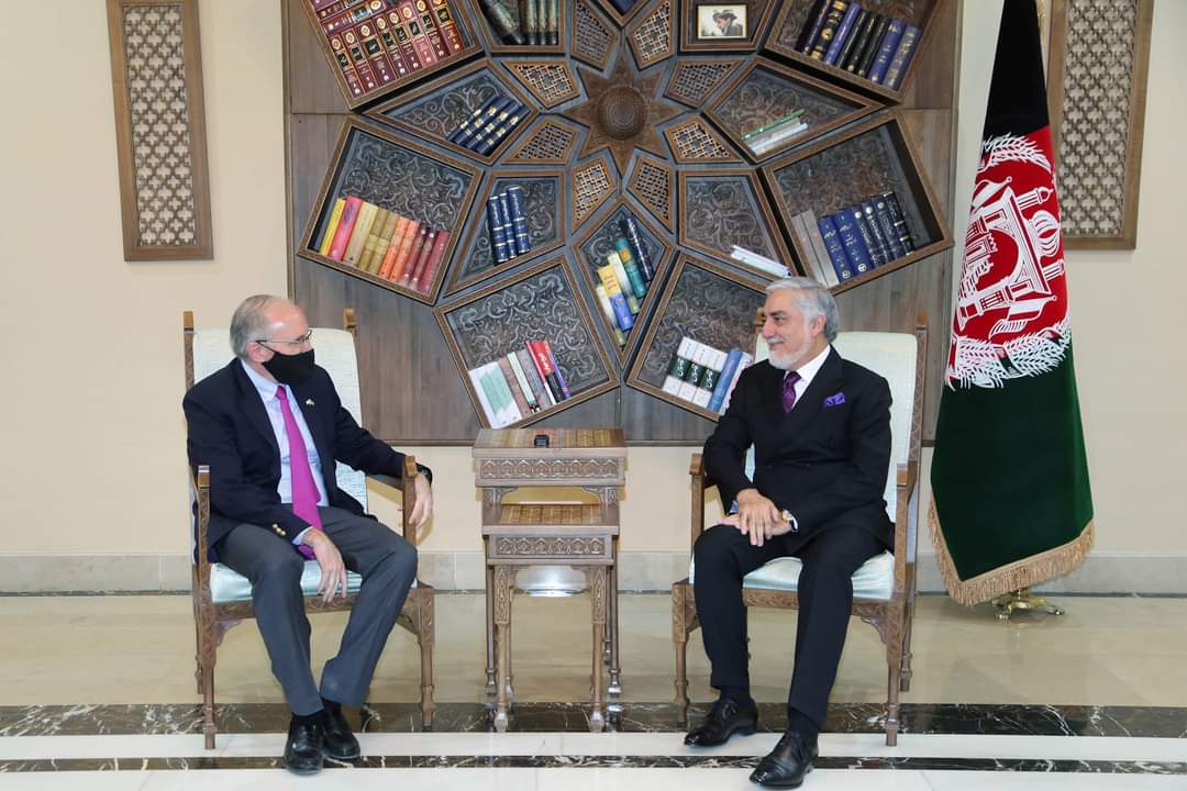 عبدالله با معاون سفارت امریکا در کابل روی «طرح پیشنهادی واشنگتن برای صلح» گفت وگو کرد - خبرگزاری افغان ایرکا