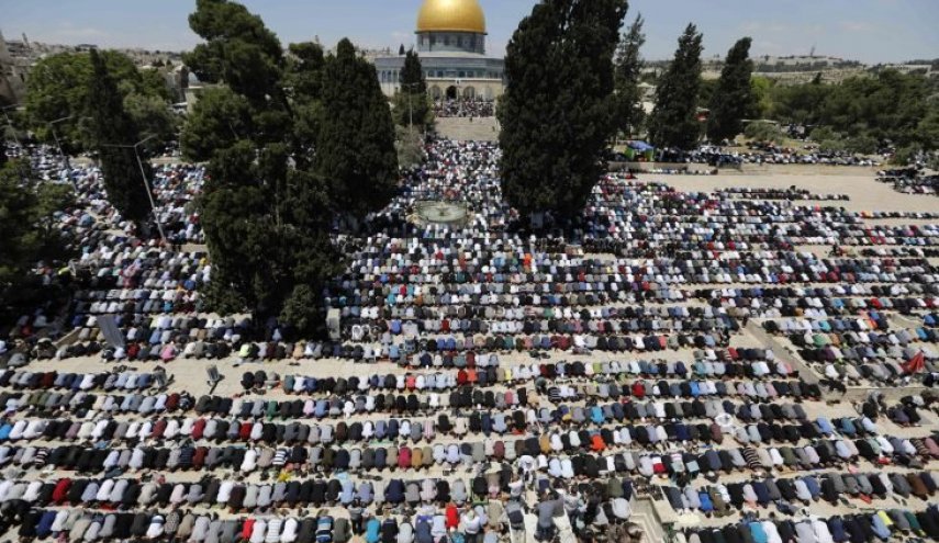  ده ها هزار فلسطینی در نماز جمعه امروز مسجد الاقصی حضور یافتند  - خبرگزاری افغان ایرکا