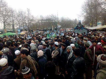 اعتراض باشنده گان ولسوالی «رستاق» تخار از افزایش افراد مسلح غیر مسئول - خبرگزاری افغان ایرکا