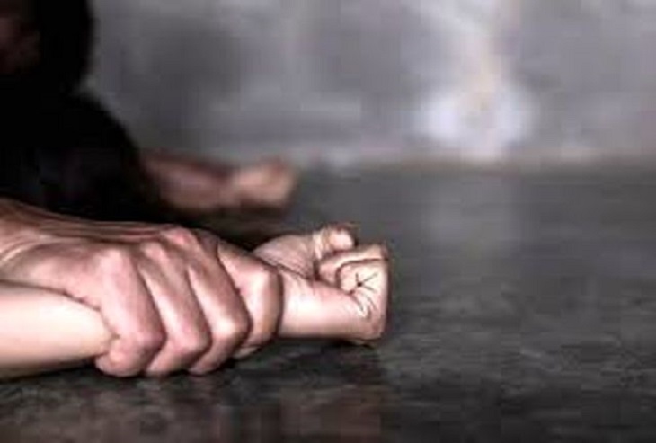 اتهام تجاوز گروهی طالبان بر یک دانش آموز دختر در تخار - خبرگزاری افغان ایرکا