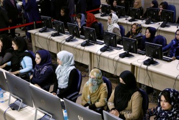 حضور مهندسان درمالوک در کمیسیون و شک  و تردید ناظران - خبرگزاری افغان ایرکا