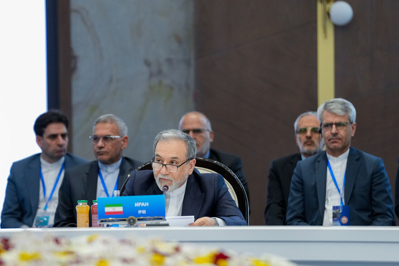 وزیرخارجه ایران: سکوت و مواضع دوپهلو در برابر حمله به ایران،متجاوزان را به تکرار جنایت تشویق می کند