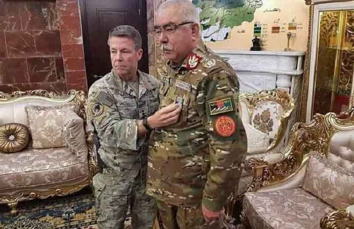 آیا واقعا رهبران افغانستان با یک ملاقات، و یا یک مدال تغییر عقیده میدهند؟ - خبرگزاری افغان ایرکا