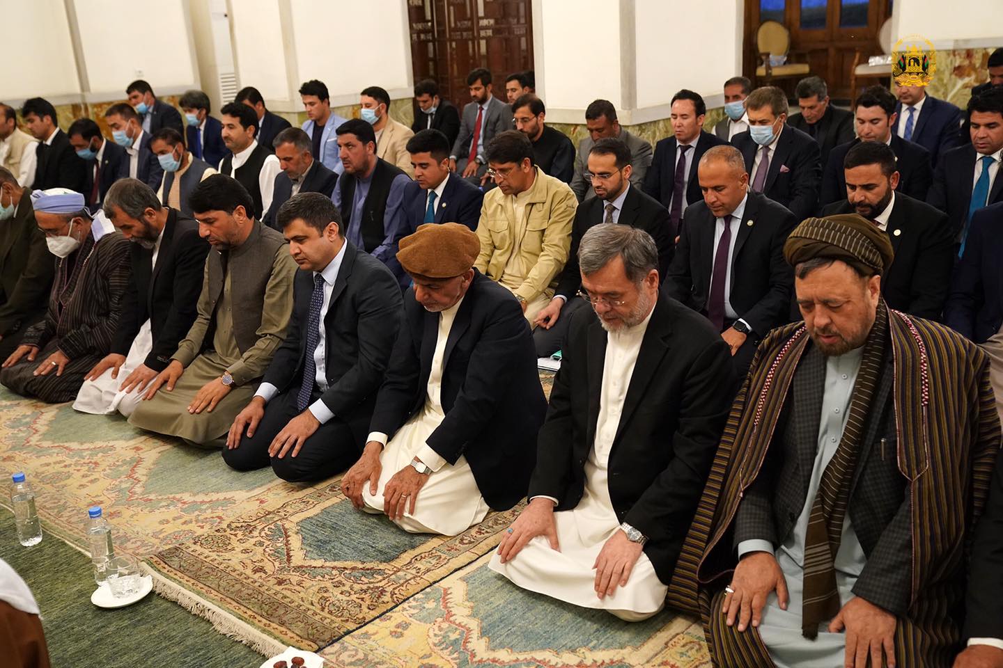نشست مشورتی رئیس جمهور با رؤسا و نمایندگان احزاب سیاسی - تصویر دوم خبر