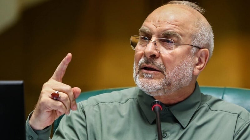 قالیباف خطاب به ترامپ: همه گزینه ها روی میز است/به دنبال سلاح هسته ای نبوده ایم و نخواهیم بود قالیباف خطاب به ترامپ: همه گزینه ها روی میز است/به دنبال سلاح هسته ای نبوده ایم و نخواهیم بود