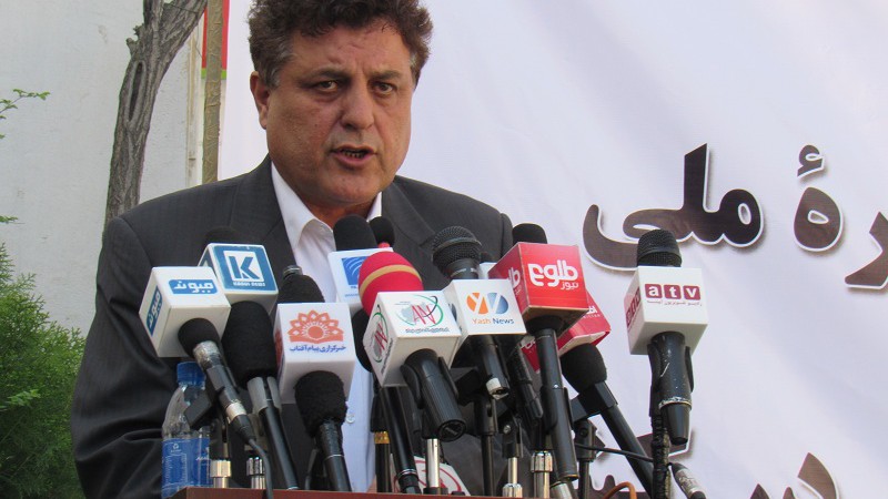 عبداللطیف پدرام: افغانستان راهی جز فدرالی شدن ندارد - خبرگزاری افغان ایرکا