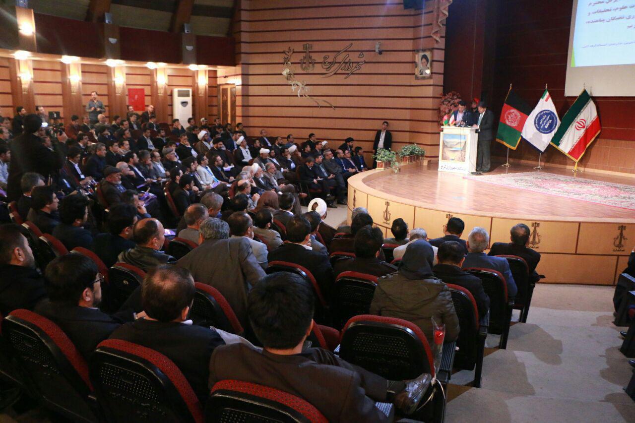  ایران دروازه های دانش را به روی پناهندگان گشود - تصویر دوم خبر