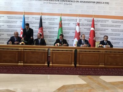 افغانستان، ترکمنستان، آذربایجان، گرجستان، ترکیه، موافقتنامۀ راه لاجورد را امضاء کردند - خبرگزاری افغان ایرکا