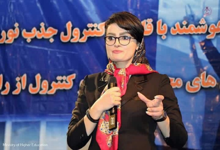 خانم فروزان فقیری مخترع افغانستان از تهران تا کابل - خبرگزاری افغان ایرکا
