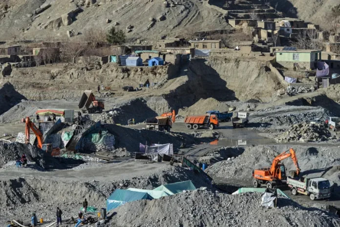 هجوم چین برای استخراج طلا در افغانستان مرگبار می شود هجوم چین برای استخراج طلا در افغانستان مرگبار می شود