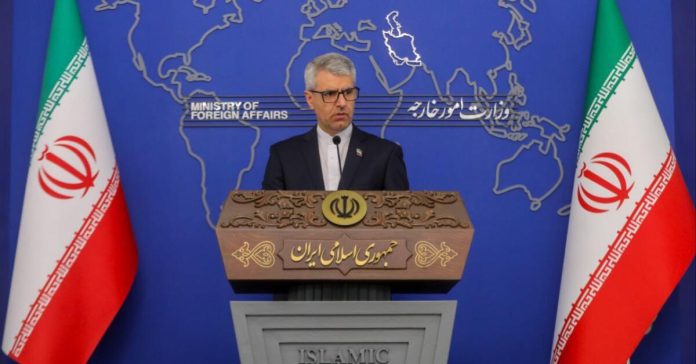 نگرانی تهران از تشدید درگیری ها میان طالبان و پاکستان؛ ایران خواستار کاهش تنش از راه گفت وگو شد نگرانی تهران از تشدید درگیری ها میان طالبان و پاکستان؛ ایران خواستار کاهش تنش از راه گفت وگو شد