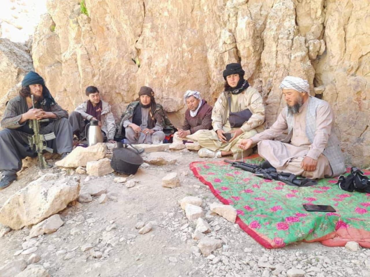 طاهر زهیر، والی پیشین بامیان به طالبان تسلیم شد - خبرگزاری افغان ایرکا
