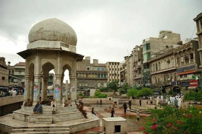 جسد یک دختر شش ساله افغان که مورد تجاوز قرار گرفته بود از پیشاور پاکستان پیدا شد