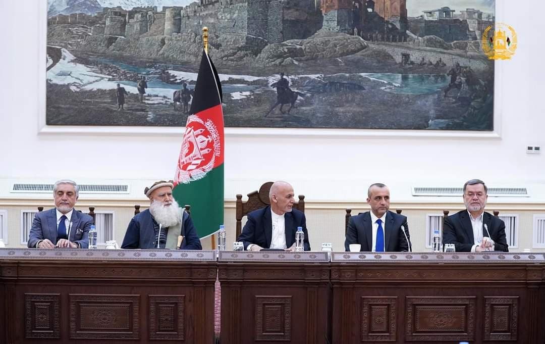 نشست مشورتی صلح تحت ریاست اشرف غنی با شماری از رهبران جهادی و شخصیت های سیاسی و ملی کشور - خبرگزاری افغان ایرکا