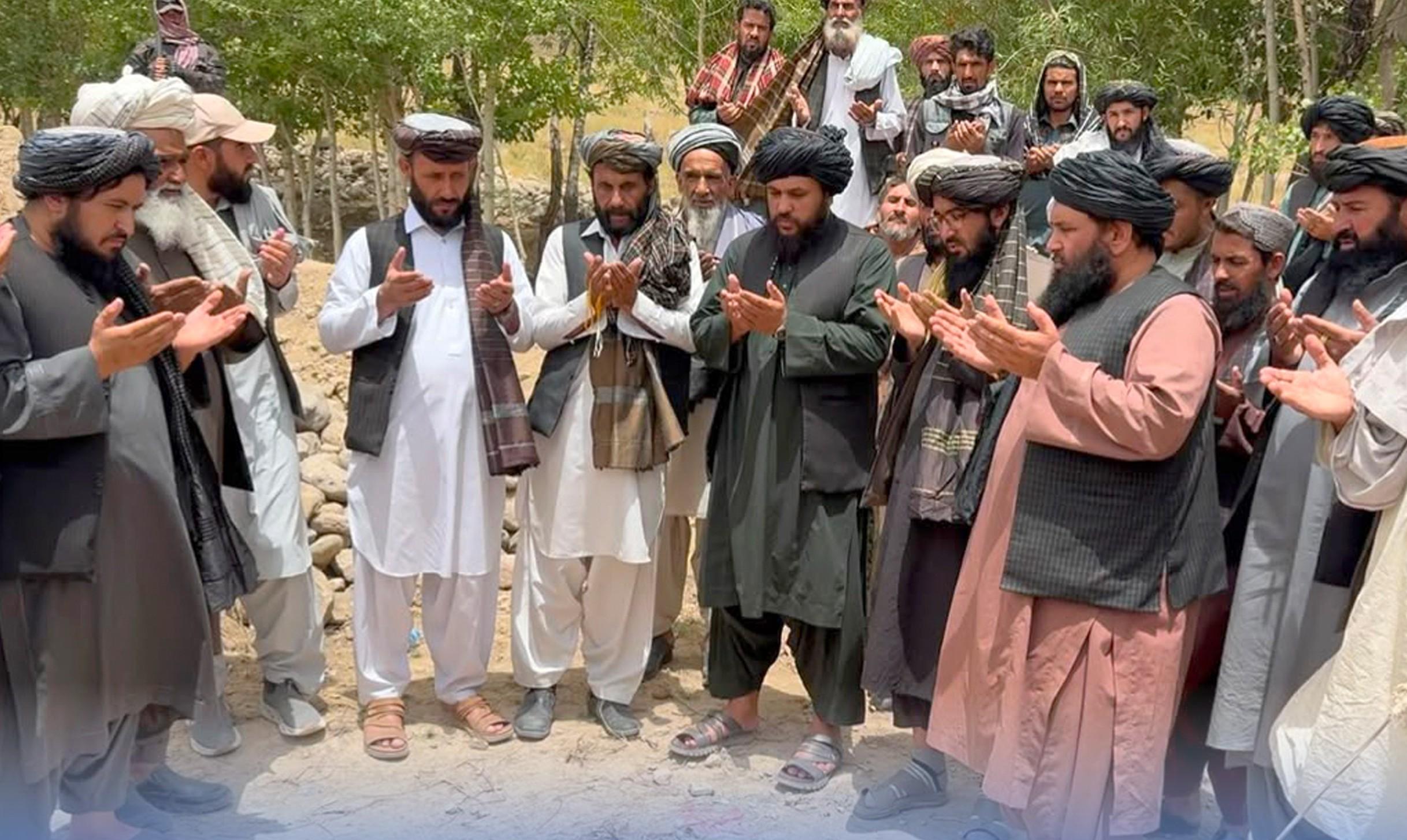 کار ساخت کانال و بند کوچک شیرآباد در ولسوالی قره باغ غزنی آغاز شد