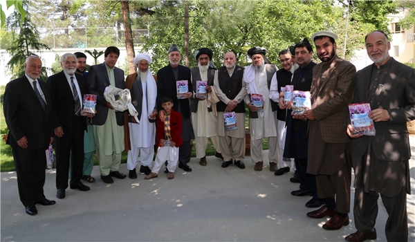 کرزی با پدر زعفران افغانستان دیدار کرد - تصویر دوم خبر