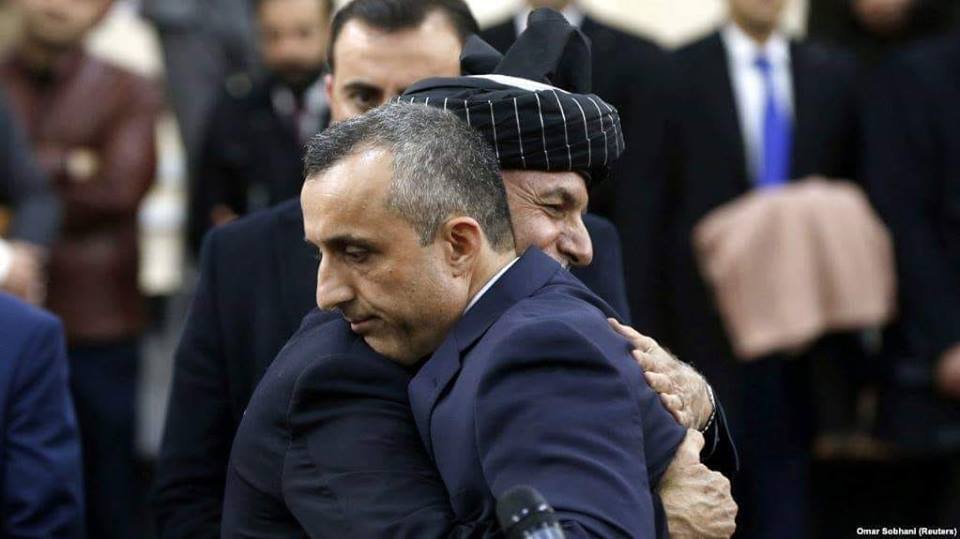 چرا امرالله صالح در قبال بیانیه توهین آمیز اشرف غنی احمدزی مبنی براینکه افغانستان یک قهرمان دارد که آن امان الله خان است سکوت اختیار کرد؟ - تصویر دوم خبر