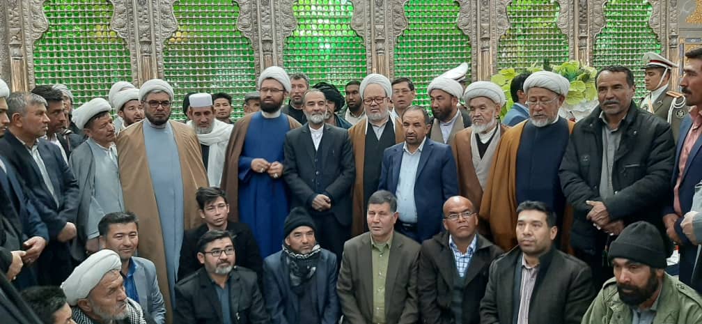 تجدید بیعت مهاجرین افغانستانی مقیم ایران با آرمان های امام خمینی(ره) - تصویر دوم خبر