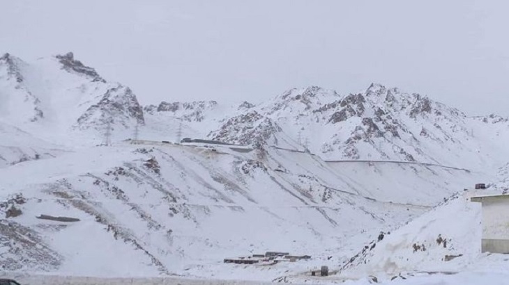  شاه راه سالنگ همچنان به روی موترهای باربری مسدود است - خبرگزاری افغان ایرکا