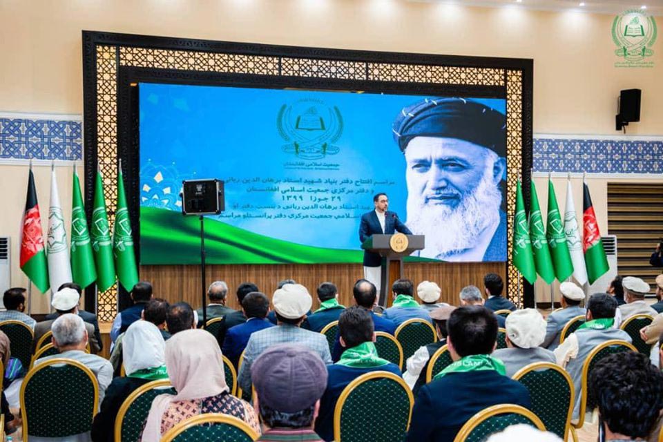 ربانی: کسانی که با پشتیبانی غرب به قدرت رسیده اند، منابع دولتی را برای حذف سیاسی اختصاص داده اند