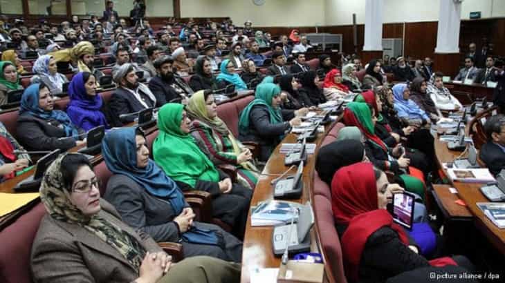 نمایندگان پارلمان: درج قومیت در شناسنامه های الکترونیکی آغاز نسل کشی در کشور خواهد بود - خبرگزاری افغان ایرکا