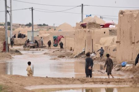 در اثر سرازیر شدن سیلاب ها در بلخ 8 تن جان باخته و بیش از 300 منزل تخریب شده اند - خبرگزاری افغان ایرکا