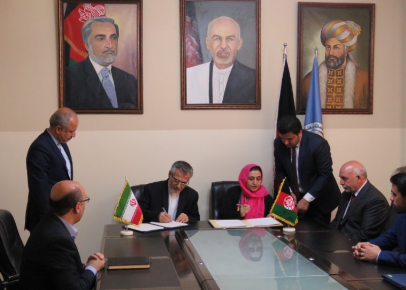 ایران و افغانستان در مشهد و هرات مرکز فرهنگی تاسیس می کنند - خبرگزاری افغان ایرکا