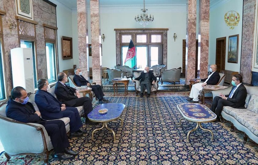 دیدار غنی با نماینده ویژه ایران پیرامون صلح و وضعیت جاری منطقه و جهان - خبرگزاری افغان ایرکا