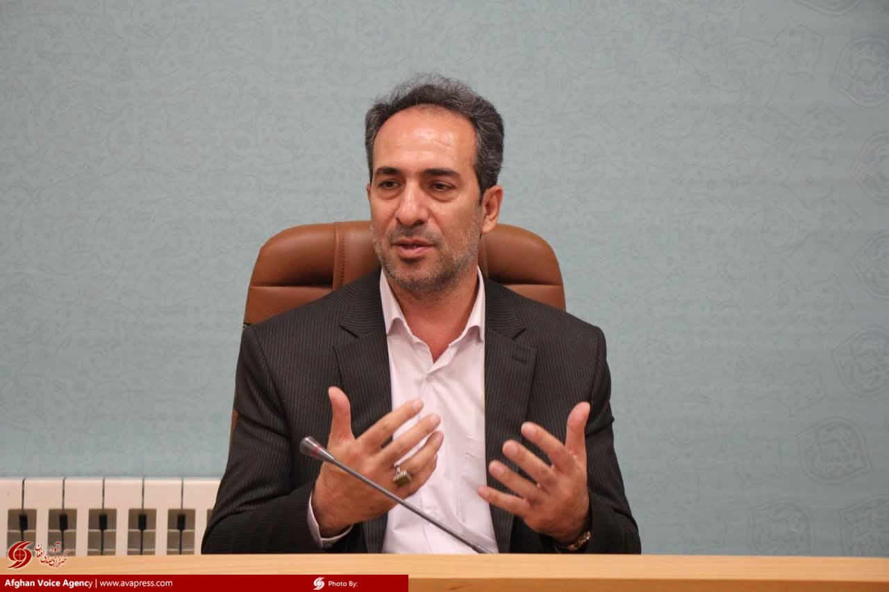 واکنش مدیرکل امور اتباع ولایت قم به تصمیم هیأت فوتبال این ولایت واکنش مدیرکل امور اتباع ولایت قم به تصمیم هیأت فوتبال این ولایت