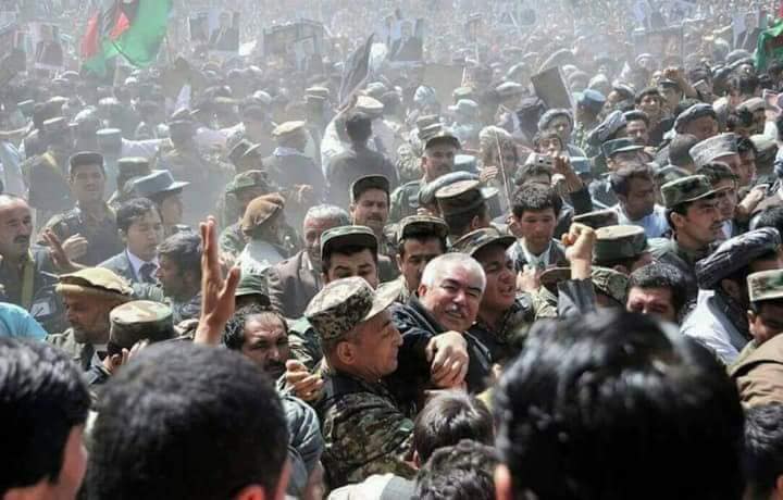 اشک شوق ترکتباران در مراسم ورود مقتدرانه جنرال دوستم - خبرگزاری افغان ایرکا