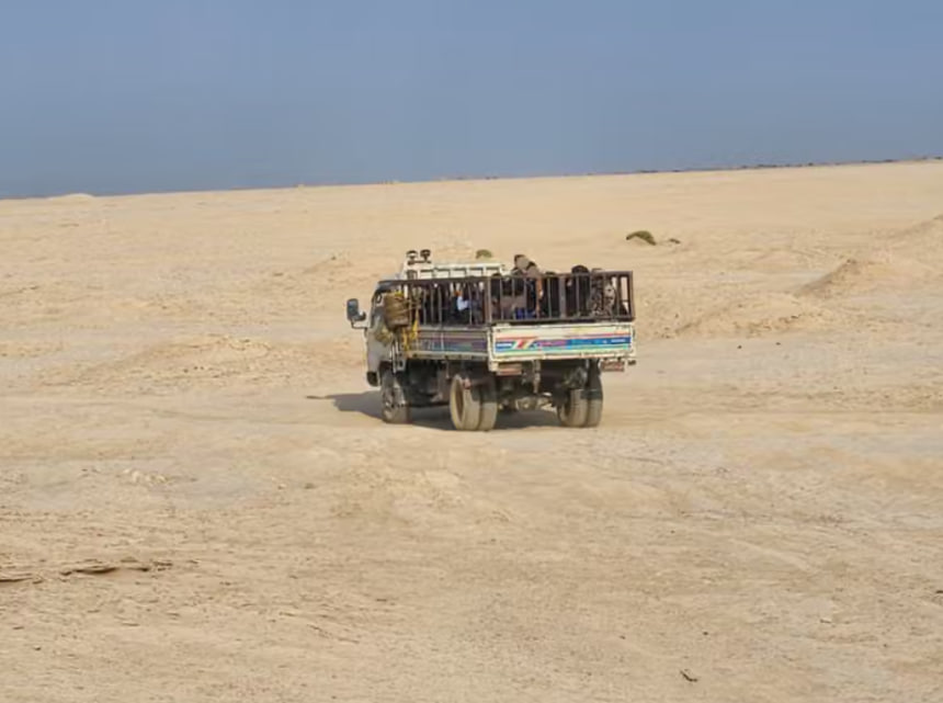 طالبان: بیش از 80 نفر را هنگام تلاش برای سفر غیرقانونی به ایران بازداشت کردند