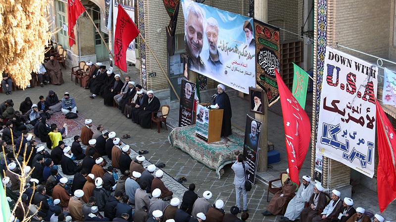 تجمع طلاب جامعة المصطفی درپی شهادت سپهبد حاج قاسم سلیمانی  - خبرگزاری افغان ایرکا