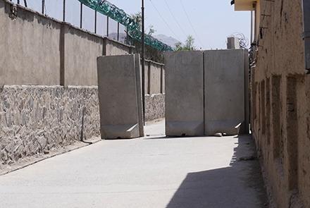 انتقاد باشنده گان غرب کابل از بسته بودن یک جاده از سوی پولیس  - خبرگزاری افغان ایرکا