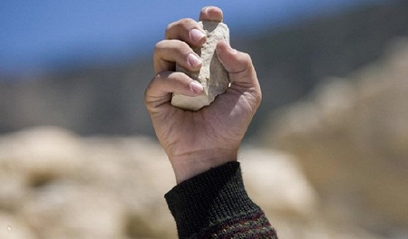 گروه طالبان مردی را به اتهام زنا سنگسار کردند - خبرگزاری افغان ایرکا
