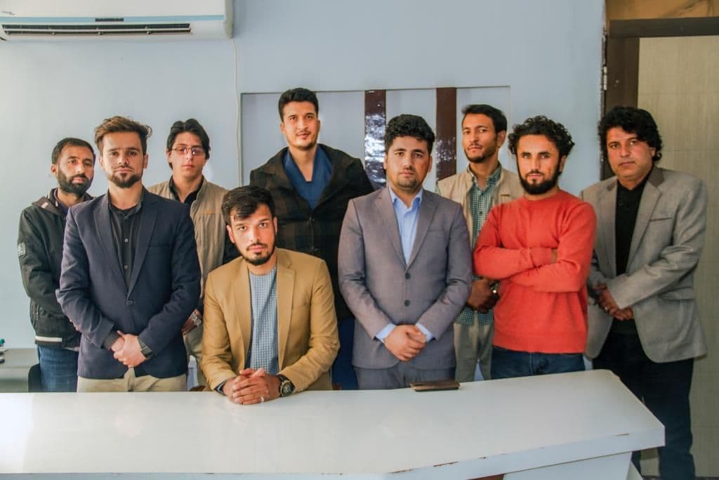 خبرنگاران: شغل ما را از دست داده ایم؛ مصونیت جانی و مالی نداریم - خبرگزاری افغان ایرکا