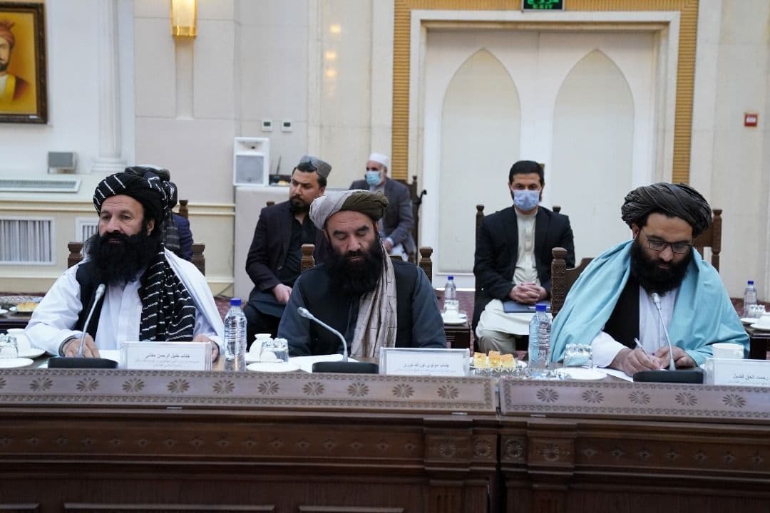  دیدار کاظمی قمی با «ملا برادر»؛ توافق برای ایجاد کمیته های مشترک همکاری  - تصویر دوم خبر