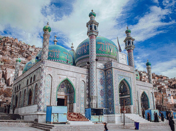 ورود زنان به زیارتگاه سخی در کابل ممنوع شد ورود زنان به زیارتگاه سخی در کابل ممنوع شد