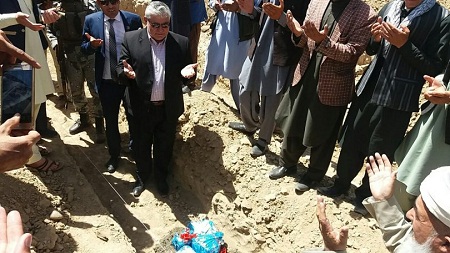 سنگ تهداب نخستین کتابخانه  ویژه ی زنان در غور گذاشته شد - خبرگزاری افغان ایرکا