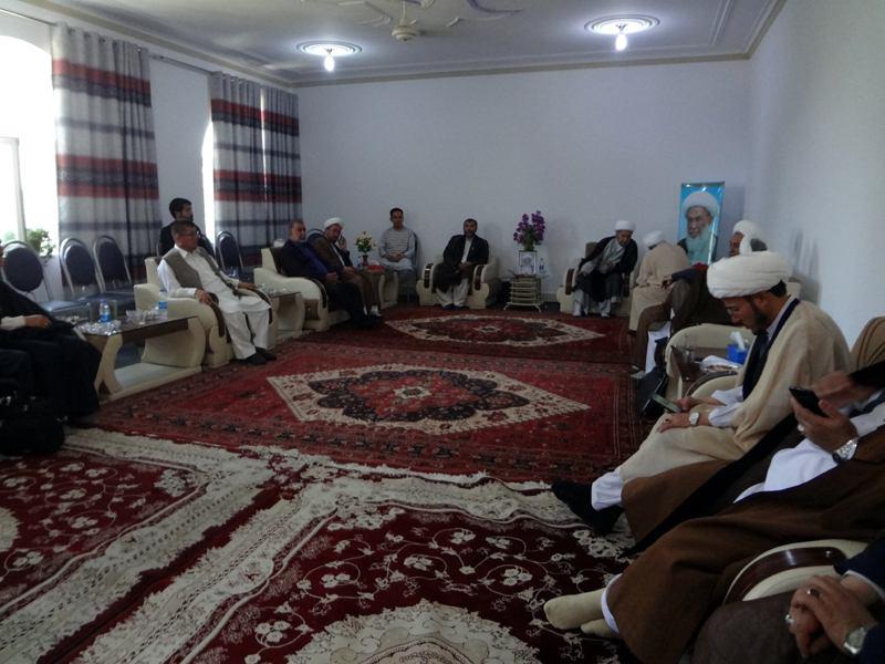 دبیرکل حزب رفاه ملی افغانستان با هئیت بلندپایه مرجع عالیقدر حضرت آیت الله العظمی فیاض در کابل دیدار نمود - تصویر سوم خبر