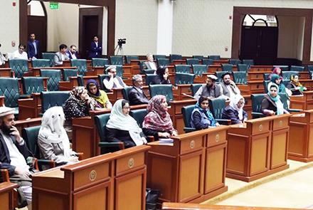 مجلس سنا: گزارش سازمان ملل در بارۀ جنرال رازق پرسش برانگیز است  - خبرگزاری افغان ایرکا