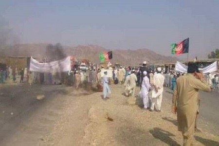 غمشریکی اشرف غنی و سرور دانش با خانواده های قربانیان در ننگرهار - خبرگزاری افغان ایرکا