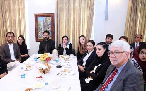  اشرف غنی: افغانستان در حال تبدیل شدن به مرکز انتقال انرژی و تجارت آب است - تصویر سوم خبر