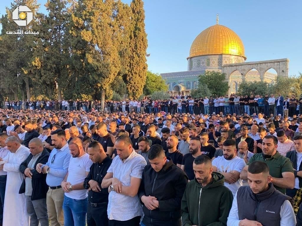 برگزاری نماز عید فطر در مسجد الاقصی با حضور گسترده فلسطینیان - خبرگزاری افغان ایرکا