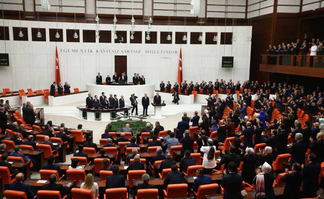  اردوغان، اولین رئیس جمهور نظام ریاستی ترکیه، سوگند خورد  - خبرگزاری افغان ایرکا