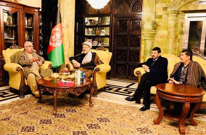 دیدار محمد کریم خلیلی با جنرال دوستم پیرامون انتخابات ریاست جمهوری آینده کشور - تصویر سوم خبر
