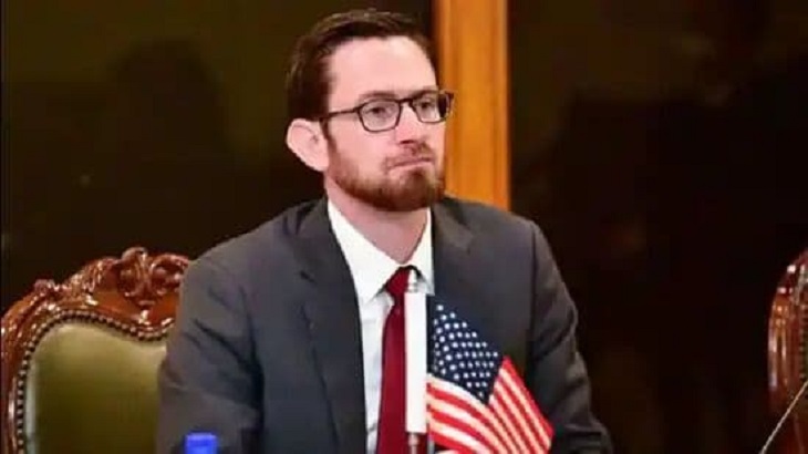 نماینده ی ویژه امریکا در امور افغانستان از فرمان تازه ی رهبر طالبان در باره ی حقوق زنان استقبال کرد - خبرگزاری افغان ایرکا